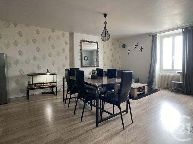 Appartement F2 à vendre - 2 pièces - 55.0 m2 - FOUGERES - 35 - BRETAGNE - Century 21 Gambetta