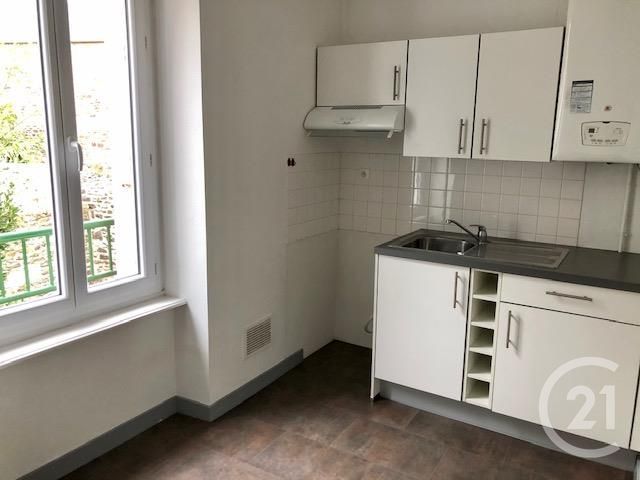 Appartement à louer - 2 pièces - 35.0 m2 - FOUGERES - 35 - BRETAGNE - Century 21 Gambetta