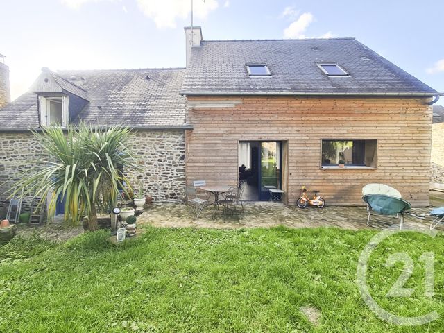 maison à vendre - 7 pièces - 176.0 m2 - FOUGERES - 35 - BRETAGNE - Century 21 Gambetta