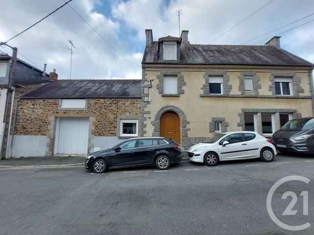 maison à vendre - 11 pièces - 293.52 m2 - FOUGERES - 35 - BRETAGNE - Century 21 Gambetta