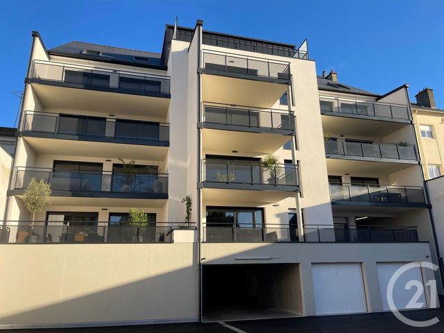 Appartement F5 à vendre - 5 pièces - 135.35 m2 - FOUGERES - 35 - BRETAGNE - Century 21 Gambetta