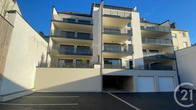 Appartement F5 à vendre - 5 pièces - 144.31 m2 - FOUGERES - 35 - BRETAGNE - Century 21 Gambetta